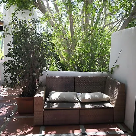 Bonito Piso Con Jardines Y Piscina *