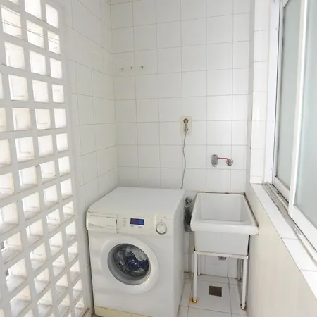 Bonito Piso Con Jardines Y Piscina *